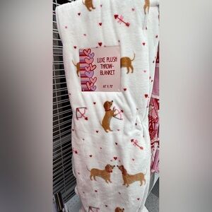 Dachshund Valentine Blanket